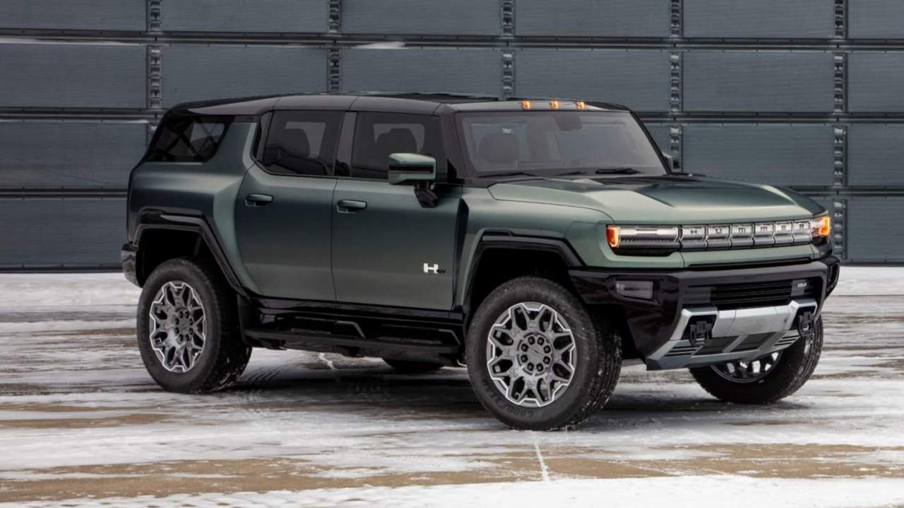2024 GMC Hummer EV SUV Electric Supertruck aims for shock & awe
