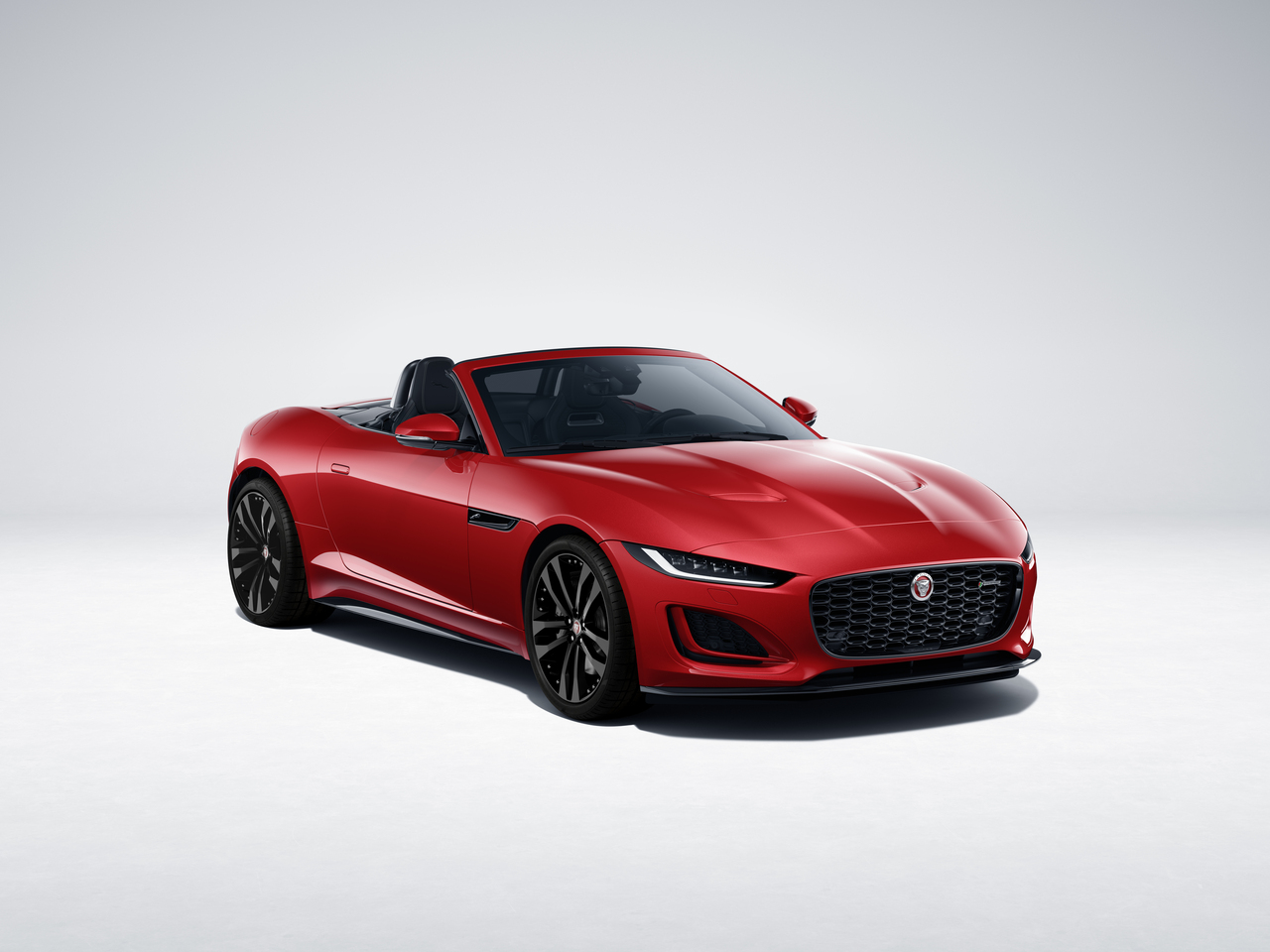 2022 Jaguar F-Type R Dynamic - Exterior And Interior Walkaround
