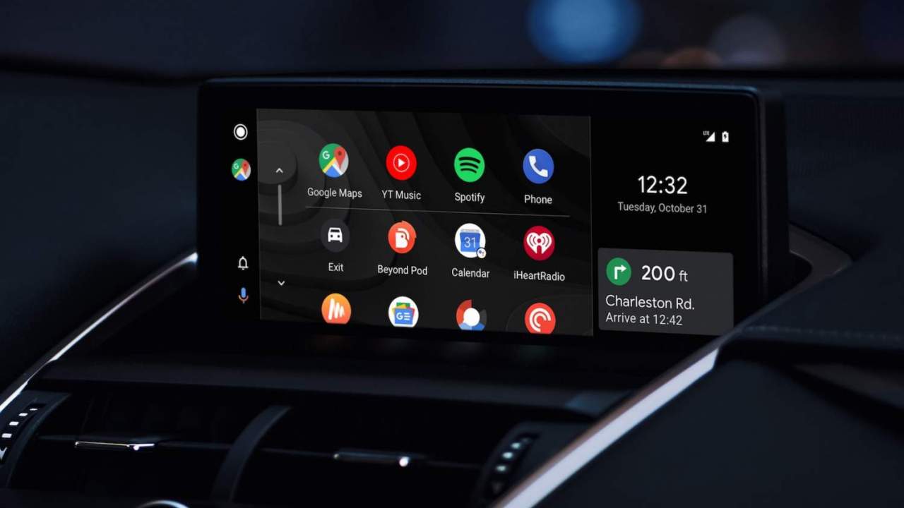 Android Auto is finally getting the apps drivers really need