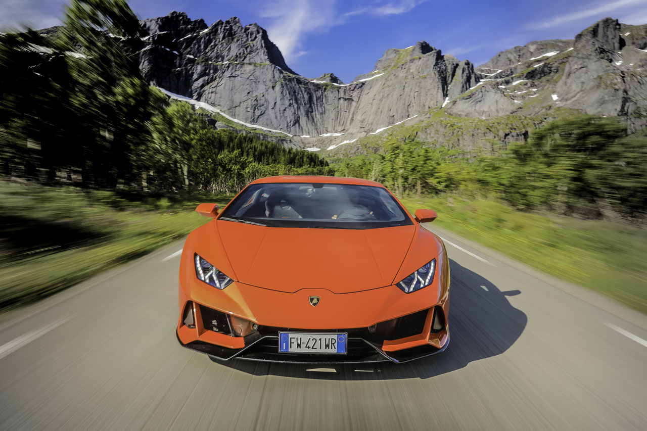 Lamborghini Adds New Connectivity Services To The Huracan Evo Slashgear