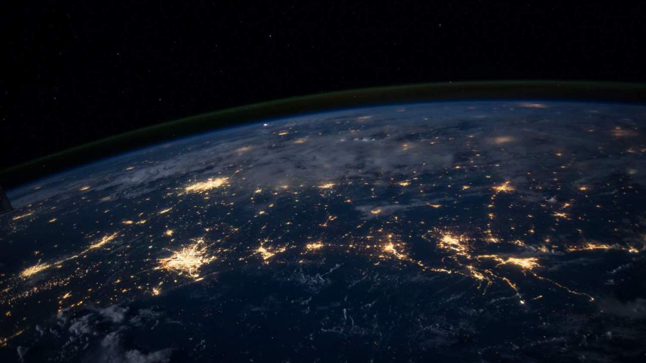 FCC asks public to help map US Internet speeds using mobile app