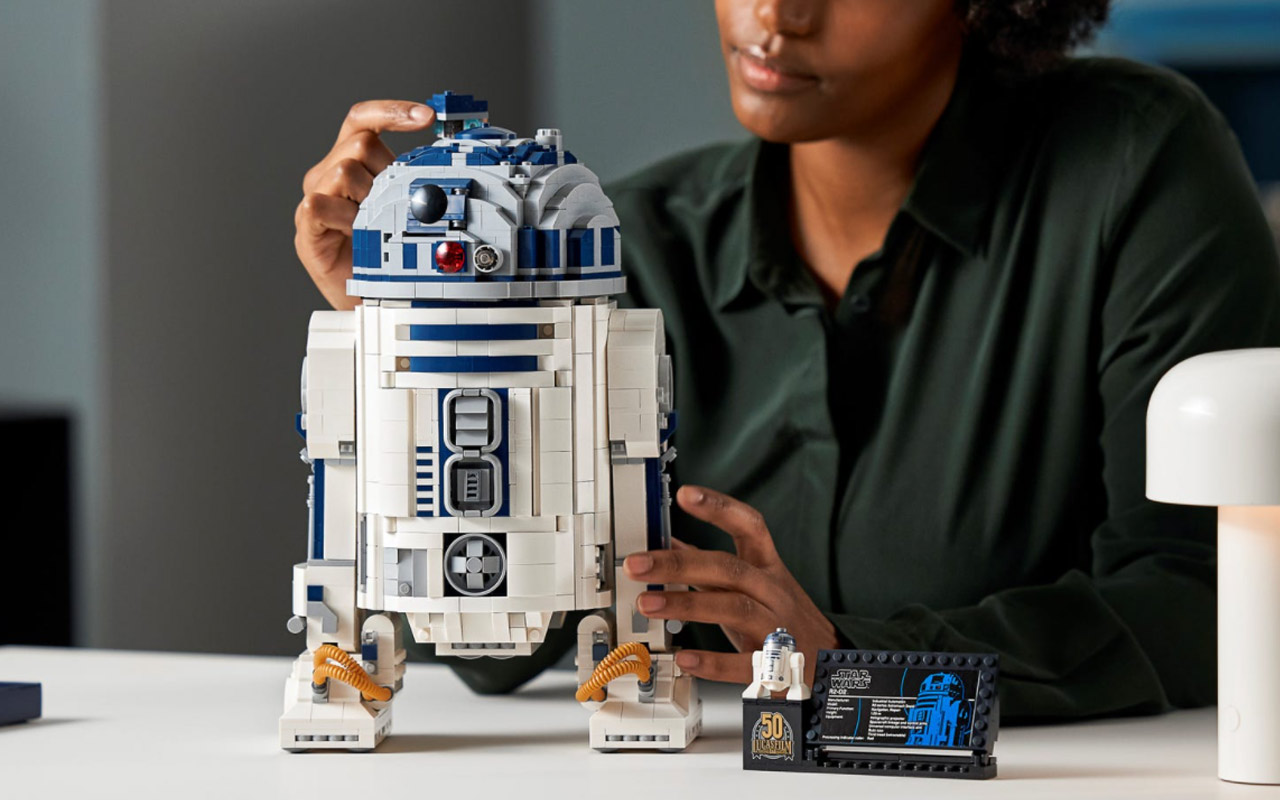 New 21 Lego R2 D2 Ready For May The 4th Slashgear New 21 Lego R2 D2 Ready For May The 4th Slashgear