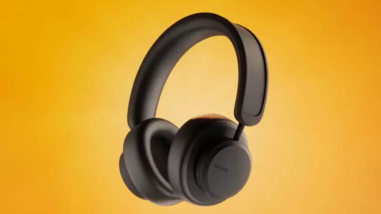 Urbanista Los Angeles headphones charge using any light source