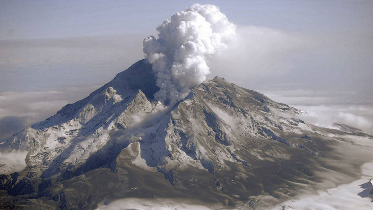 NASA developed a new method of predicting volcanic eruptions using satellites