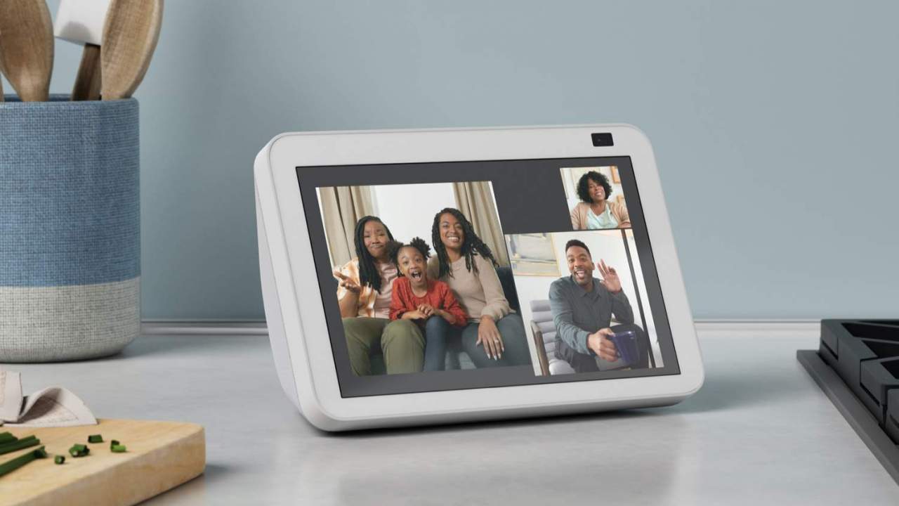 Amazon Echo Show 8 and Echo Show 5 get a 2021 camera upgrade