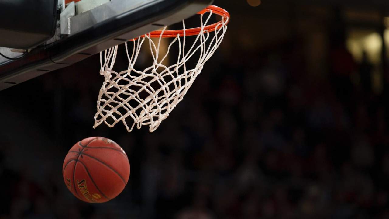 WNBA games will be streamed on Oculus, Twitter, and Facebook Watch