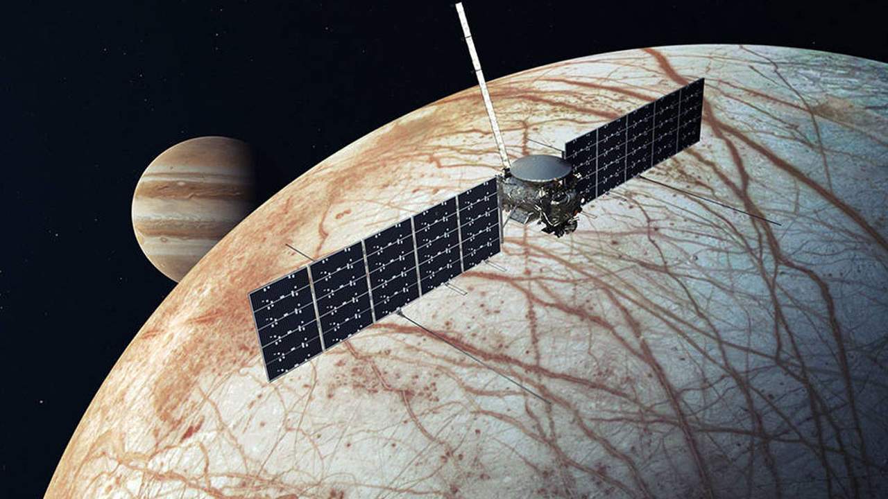Europa may have active volcanoes on its ocean floor
