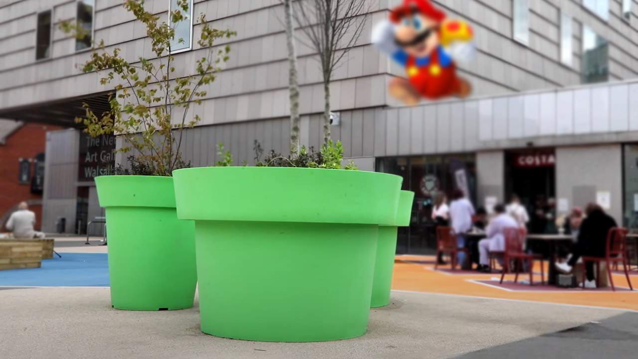 New planters just went full Mario Bros on town in UK