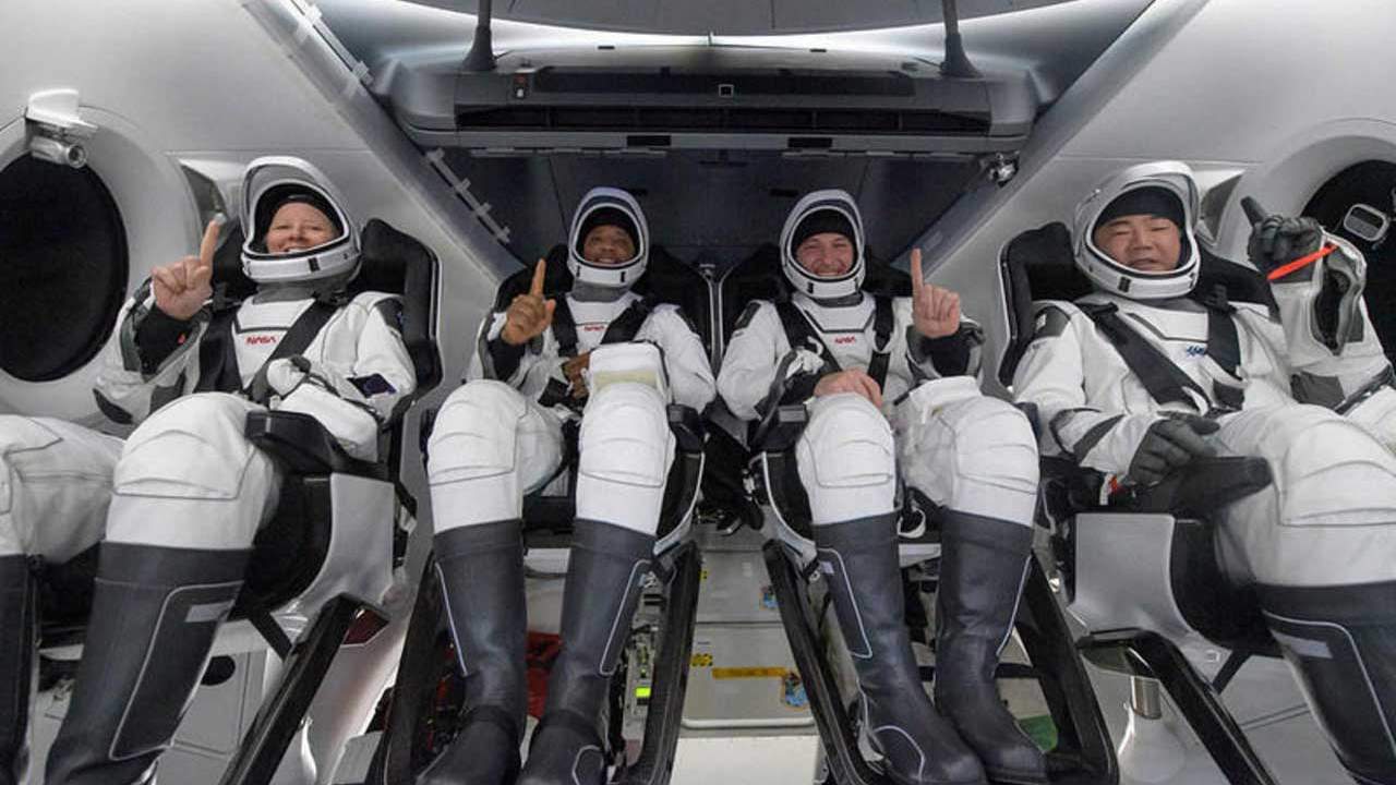 SpaceX Crew Dragon successfully splashes down in the Gulf