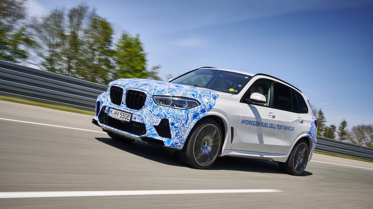 BMW X5-based hydrogen fuel cell prototype begins testing in Europe