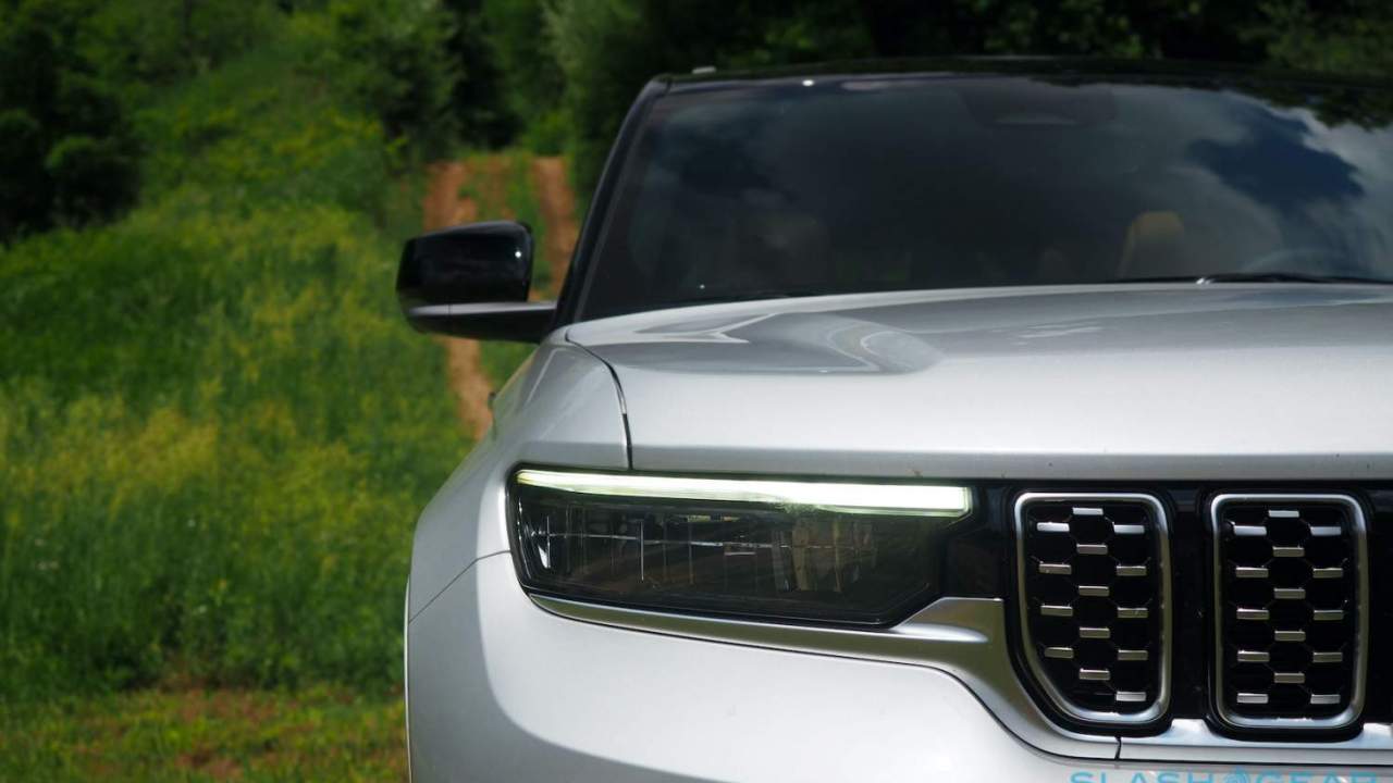Lincoln and Jeep are next to join the hands-free driver assistance party