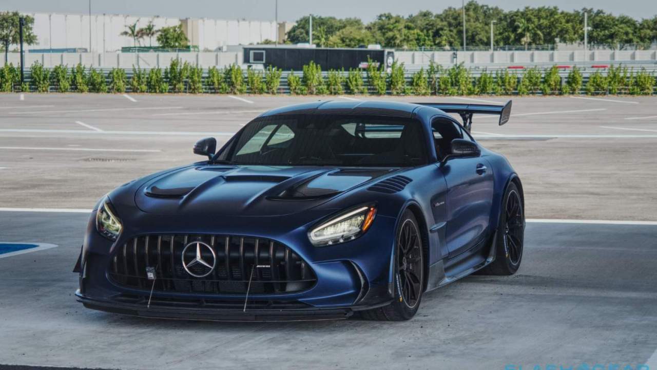 Driving The 7 Hp Amg Gt Black Series Taught Me A 325 000 Lesson Slashgear