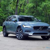 2021 Volvo V90 Cross Country Review: Compelling Confidence