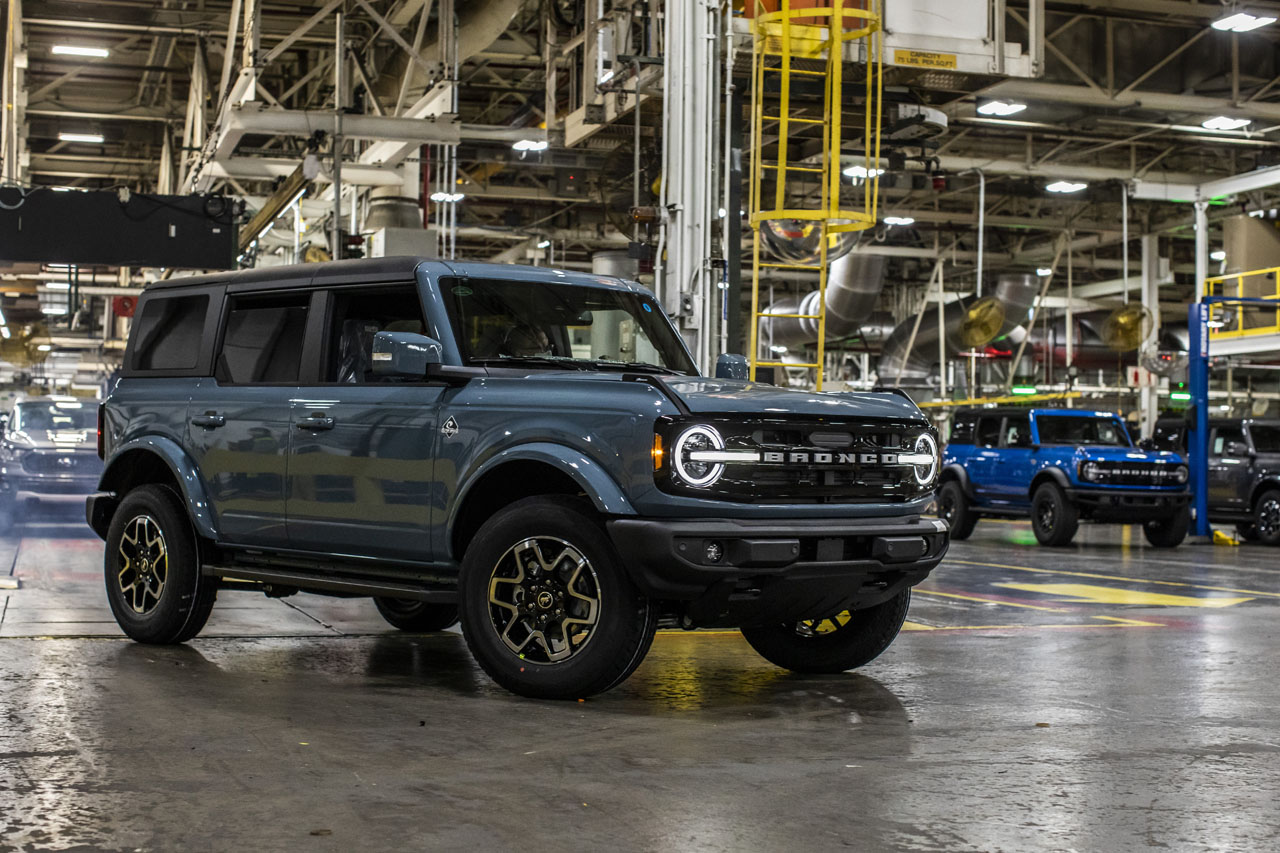 Ford Bronco Production Begins At The Michigan Assembly Plant SlashGear