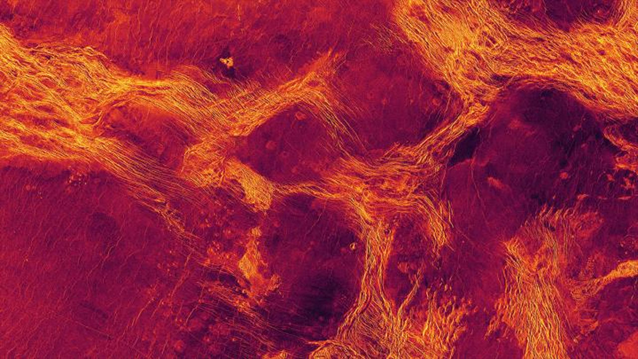 A new analysis of the surface of Venus hints the planet might be geologically active