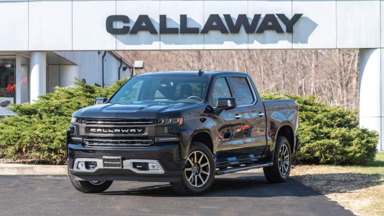 Callaway Chevy Silverado SC602 Signature Edition trounces Ram TRX in a drag race
