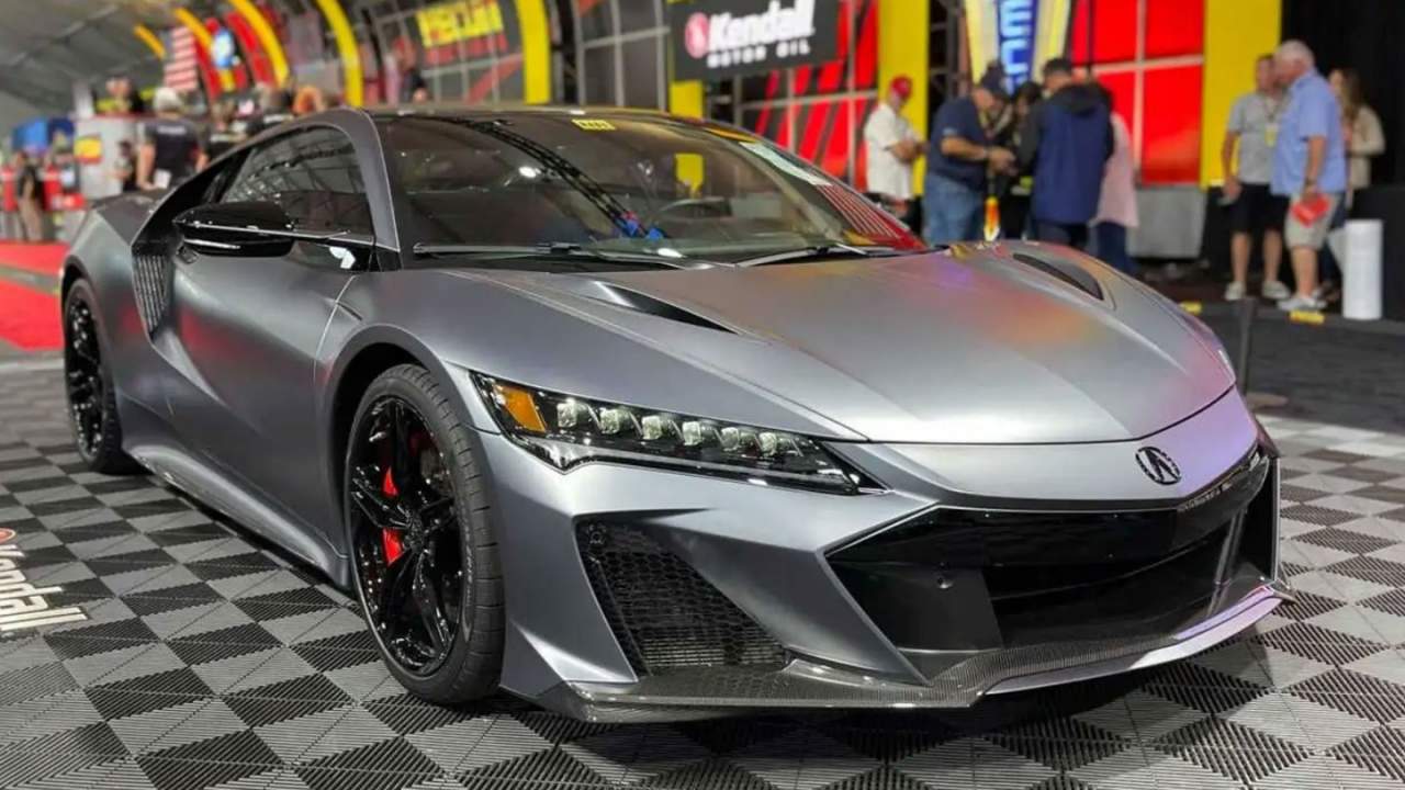 The first 2022 Acura NSX Type S sold at auction last weekend