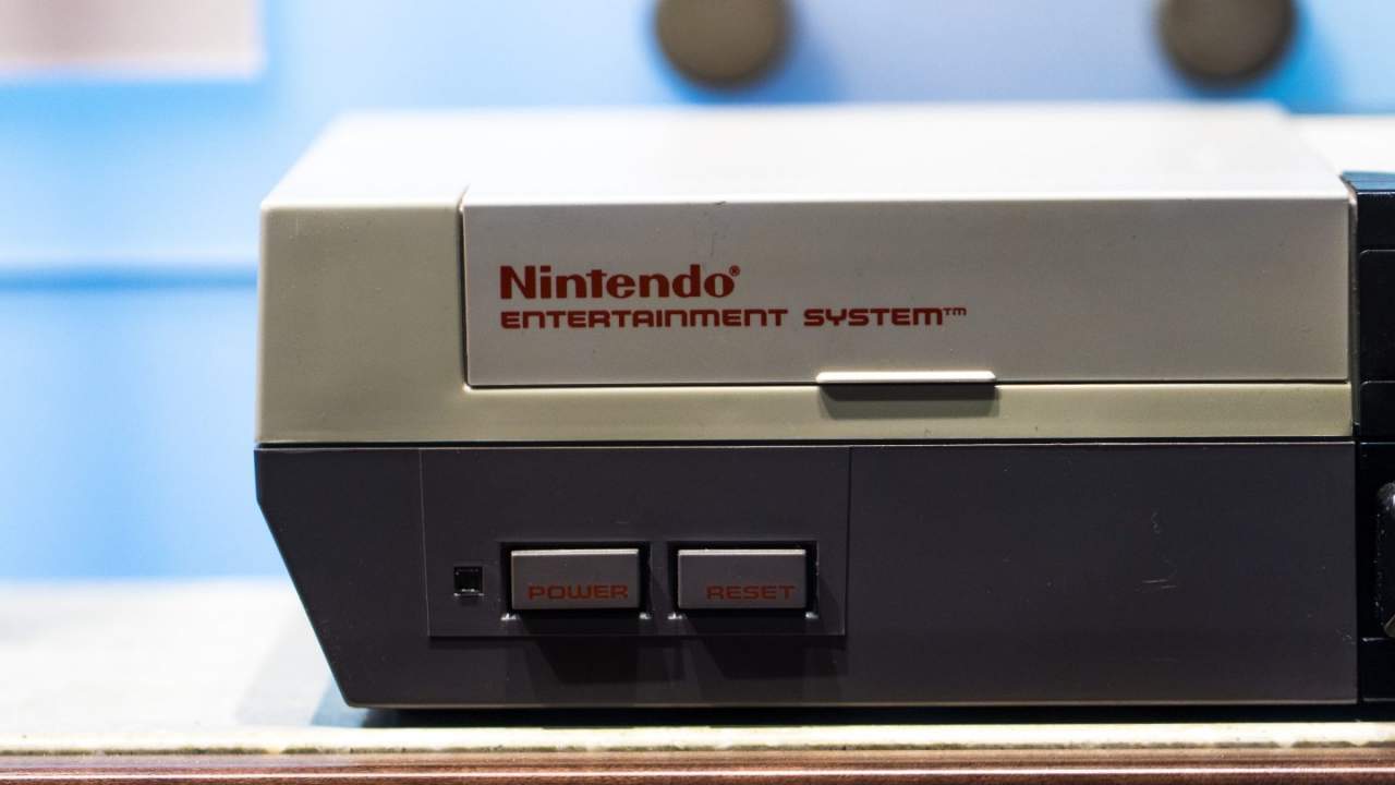 Video shows original NES modified to run retro-style Google Maps