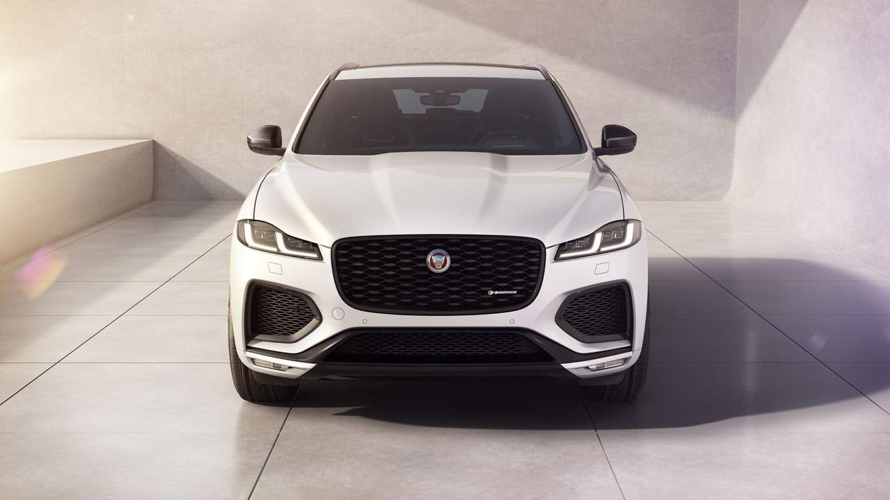 Jaguar F Pace R Dynamic Black Model Adds Blacked Out Style Slashgear Jaguar F Pace R Dynamic Black Model Adds Blacked Out Style Slashgear