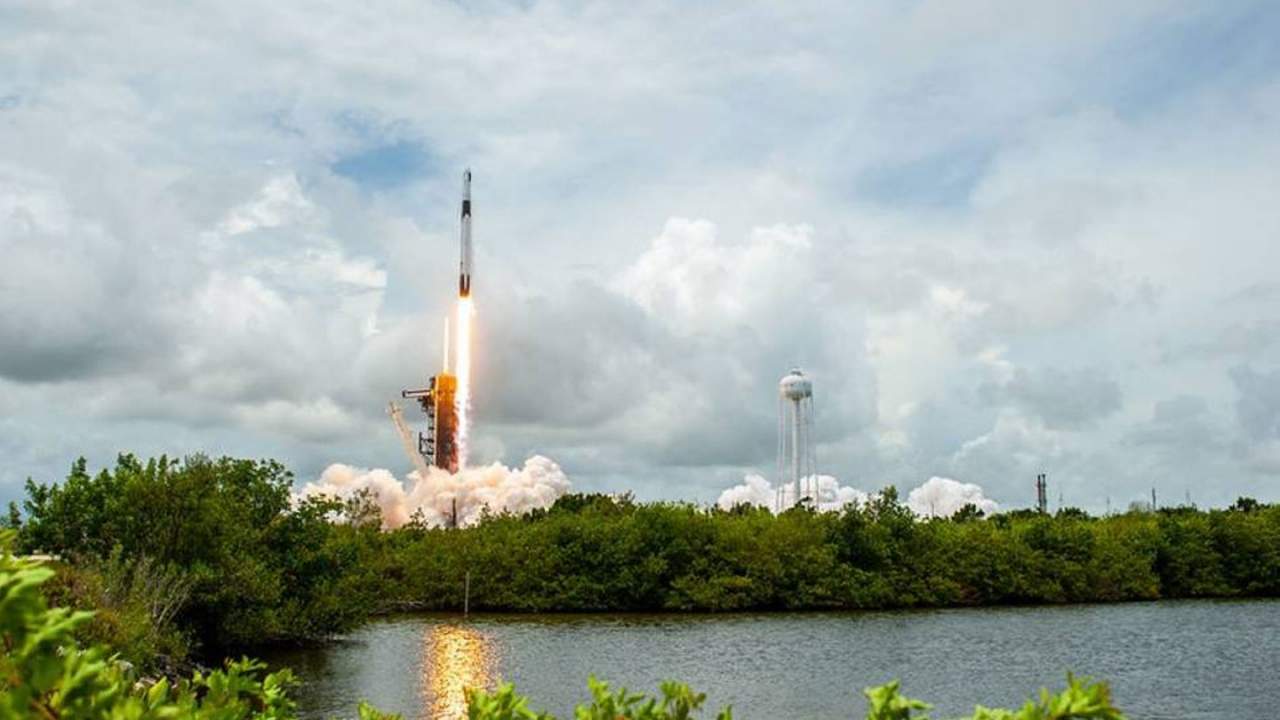 SpaceX commercial cargo launch set for August 28