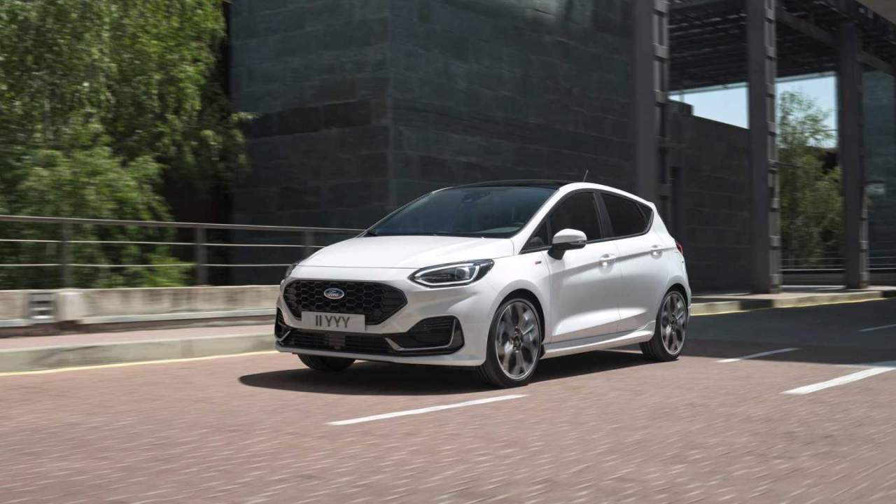 Omtrek opzettelijk Rechtmatig 2022 Ford Fiesta gets mild styling updates; Fiesta ST has more torque -  SlashGear