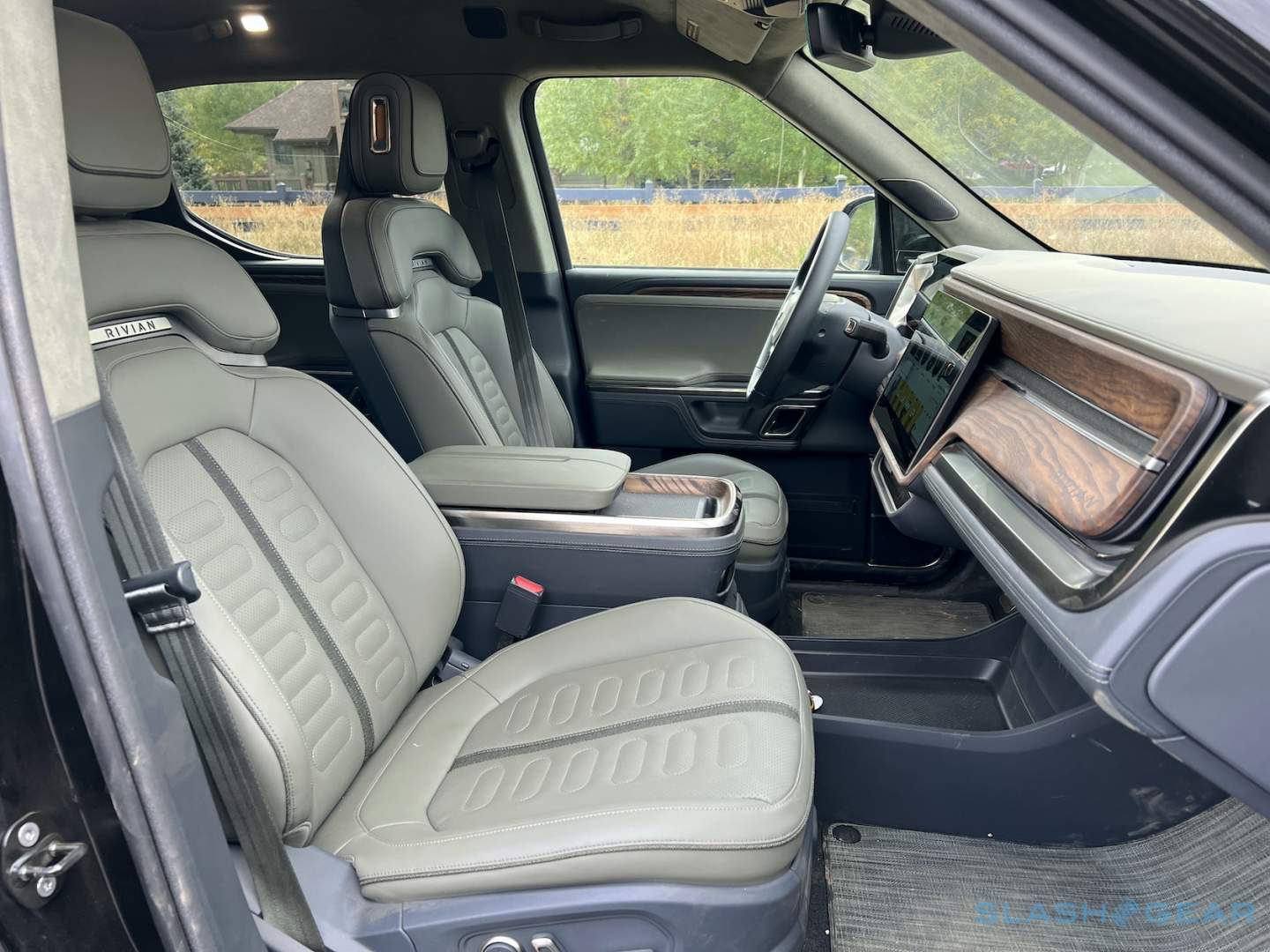 2022 Rivian R1T Gallery SlashGear