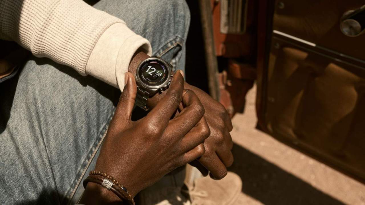 YouTube Music features added to Wear OS 2 watches: Fossil, Michael Kors, TicWatch