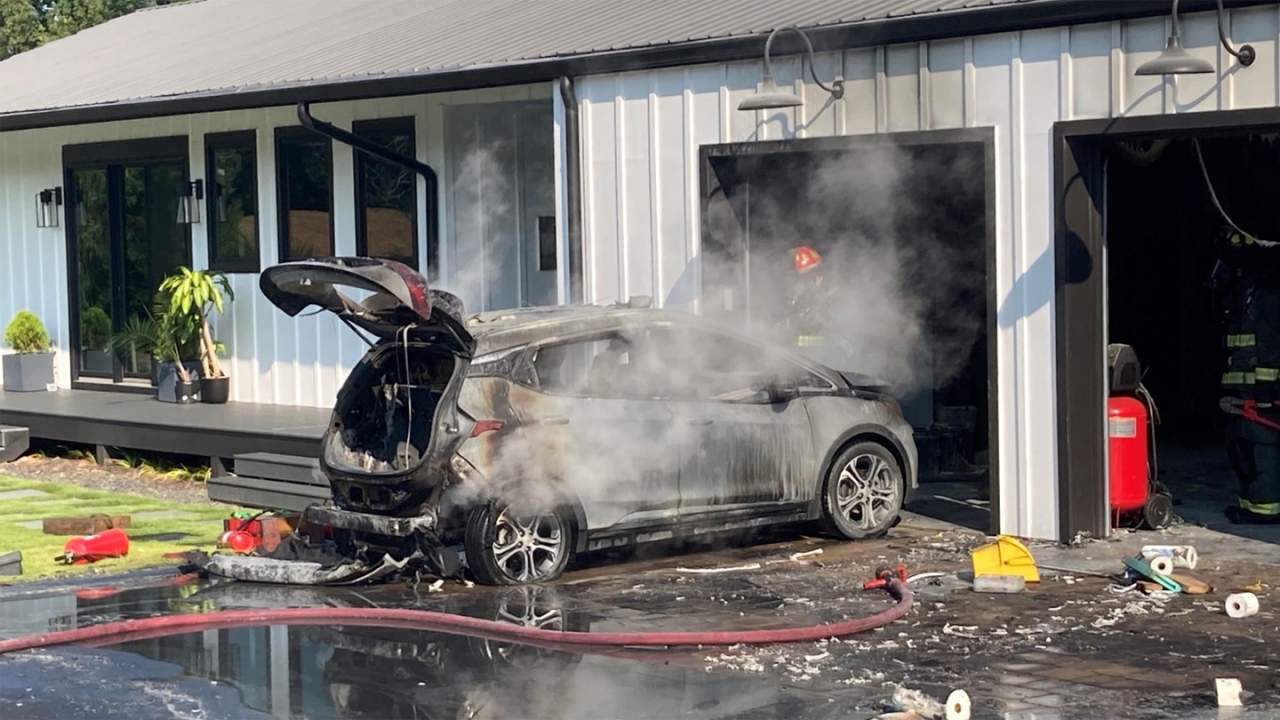 GM issues new warning to Bolt owners after another fire