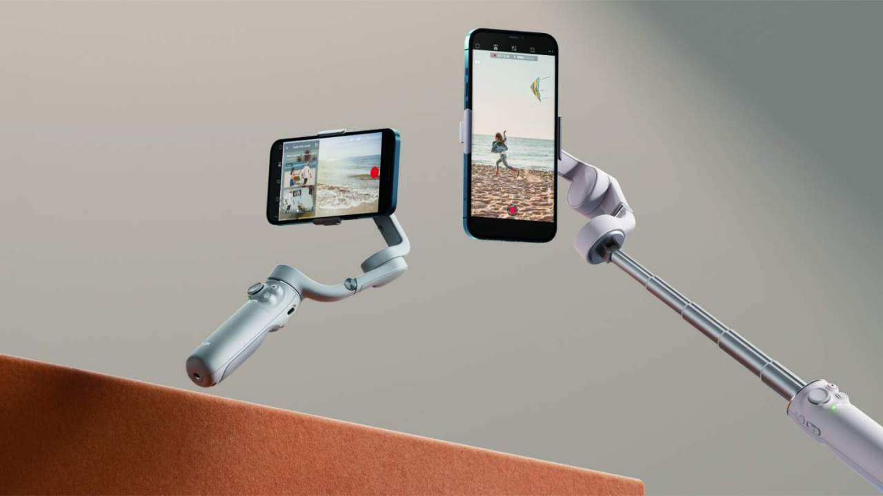 DJI OM 5 smartphone gimbal hides a handy selfie stick