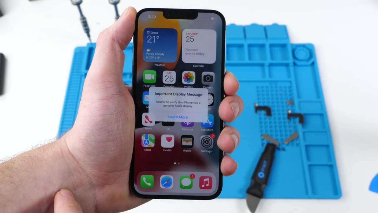 iPhone 13 third-party screen repair breaks Face ID