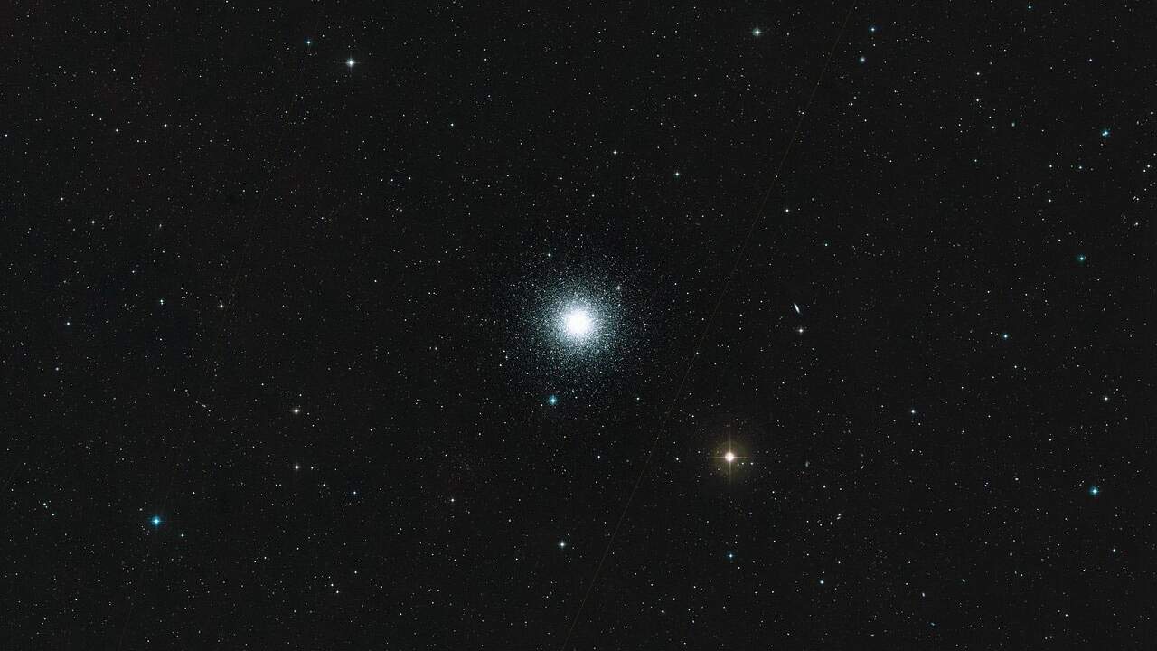 Astronomers say some white dwarfs may look younger than they actually are