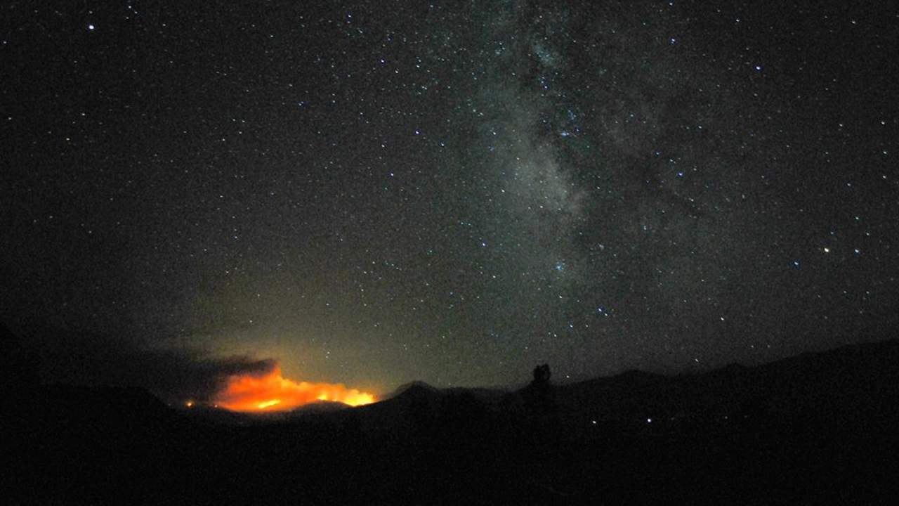California wildfires threaten SETI radio telescope array