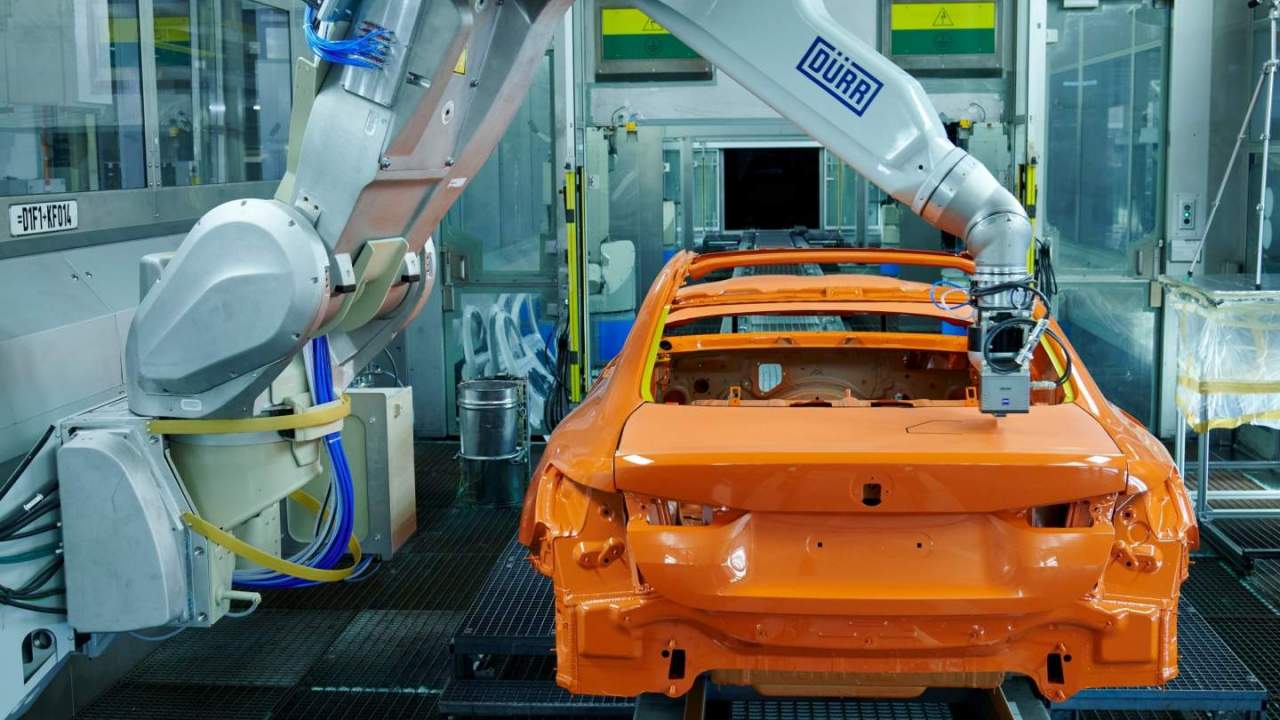 BMW pioneers new EcoPaintJet Pro vehicle painting process