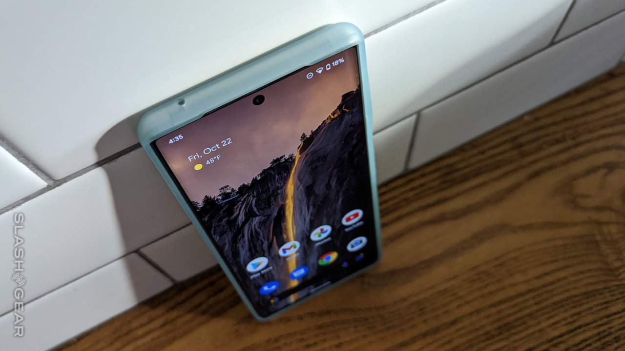 Android 12L on Pixel devices: Let the mess commence!
