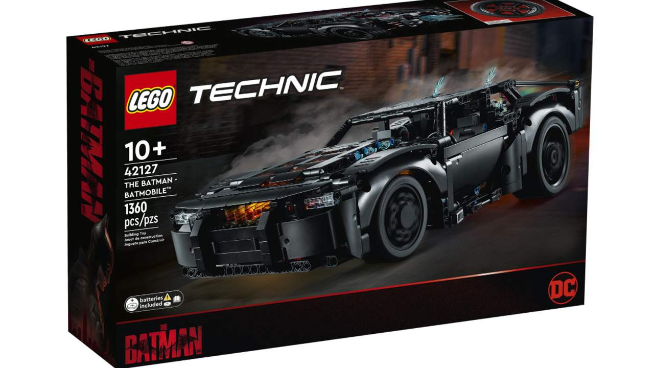 Lego Technic THE BATMAN Batmobile kit has 1360 pieces