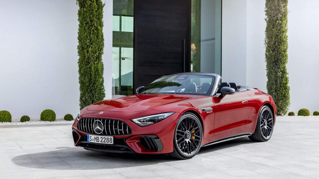 The 2022 Mercedes-AMG SL is beautifully powerful