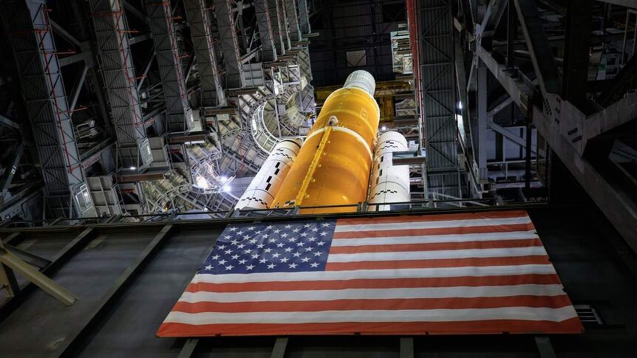 NASA administrator says first SLS launch unlikely until 2022