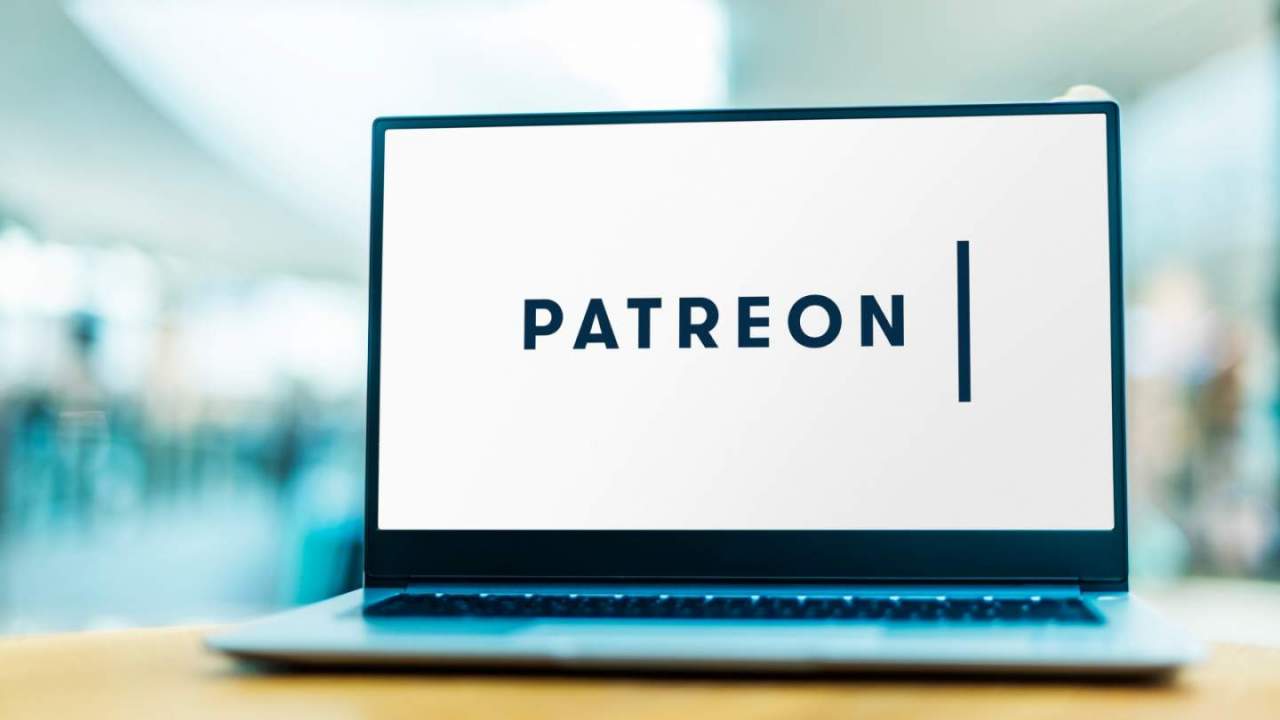 Patreon on laptop