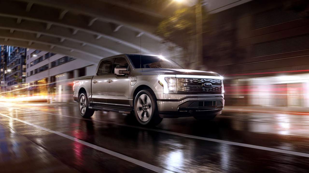 2022 F-150 Lightning pickup details spilled in spades