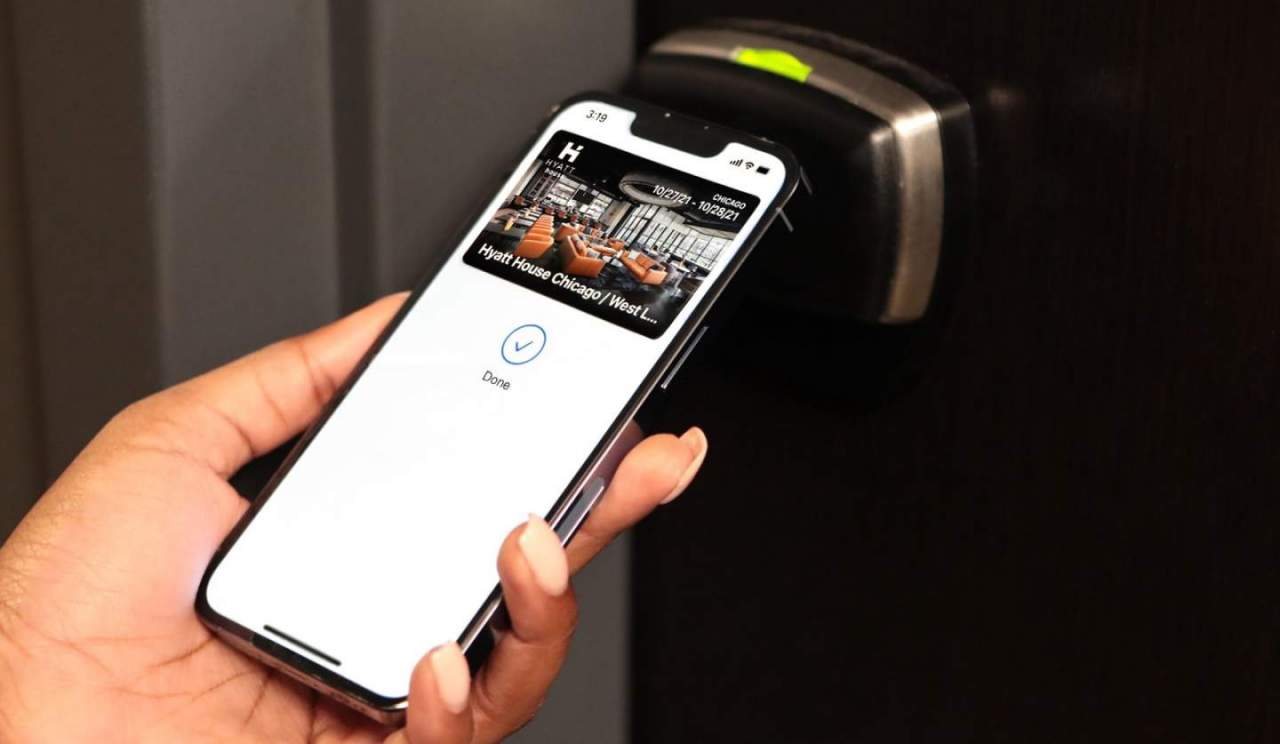iPhone unlocking hotel door