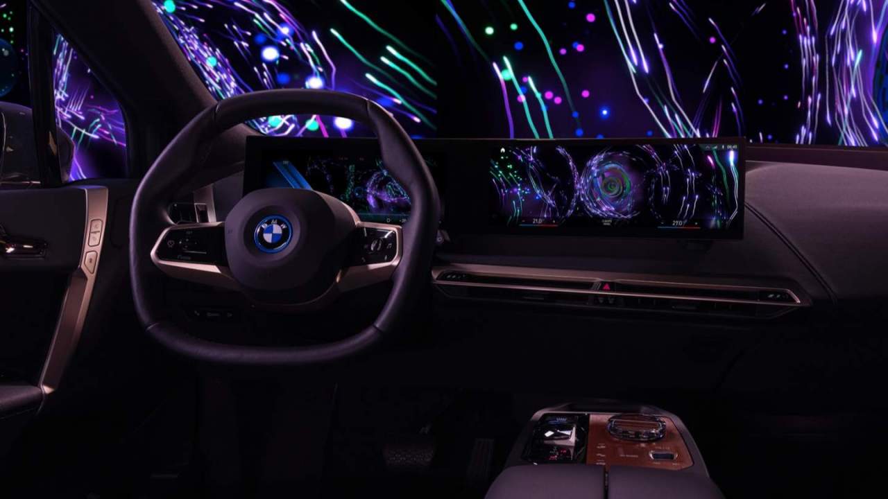 BMW Theatre Screen is a wild 31-inch 8K display for the car