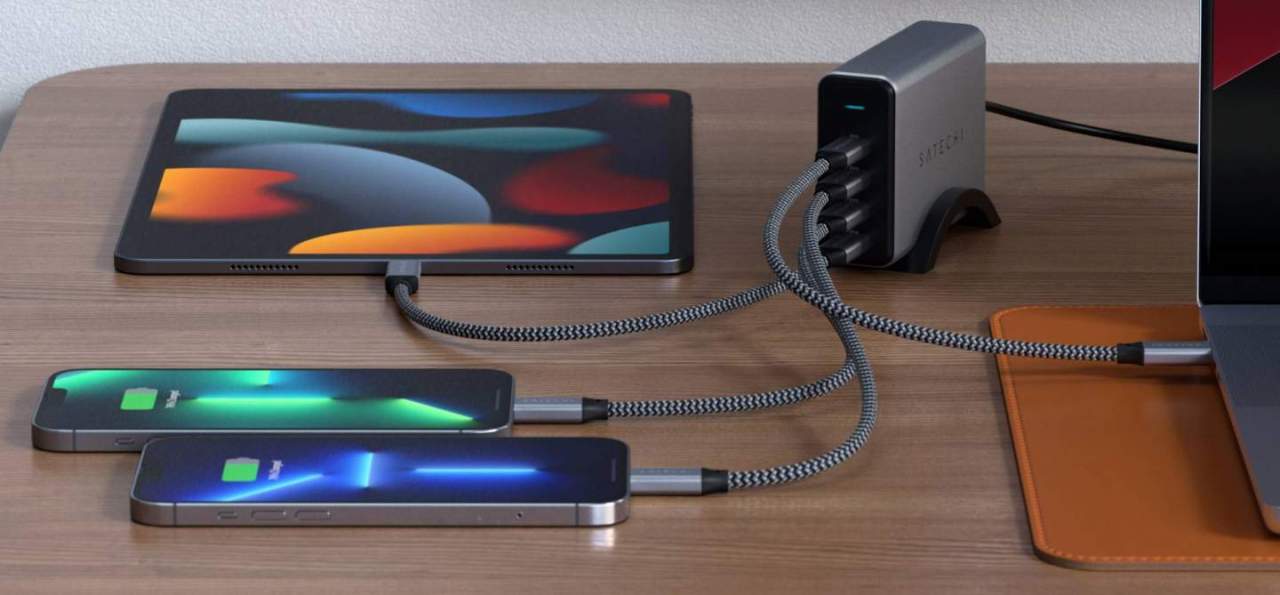 Satechi connected to iPhones