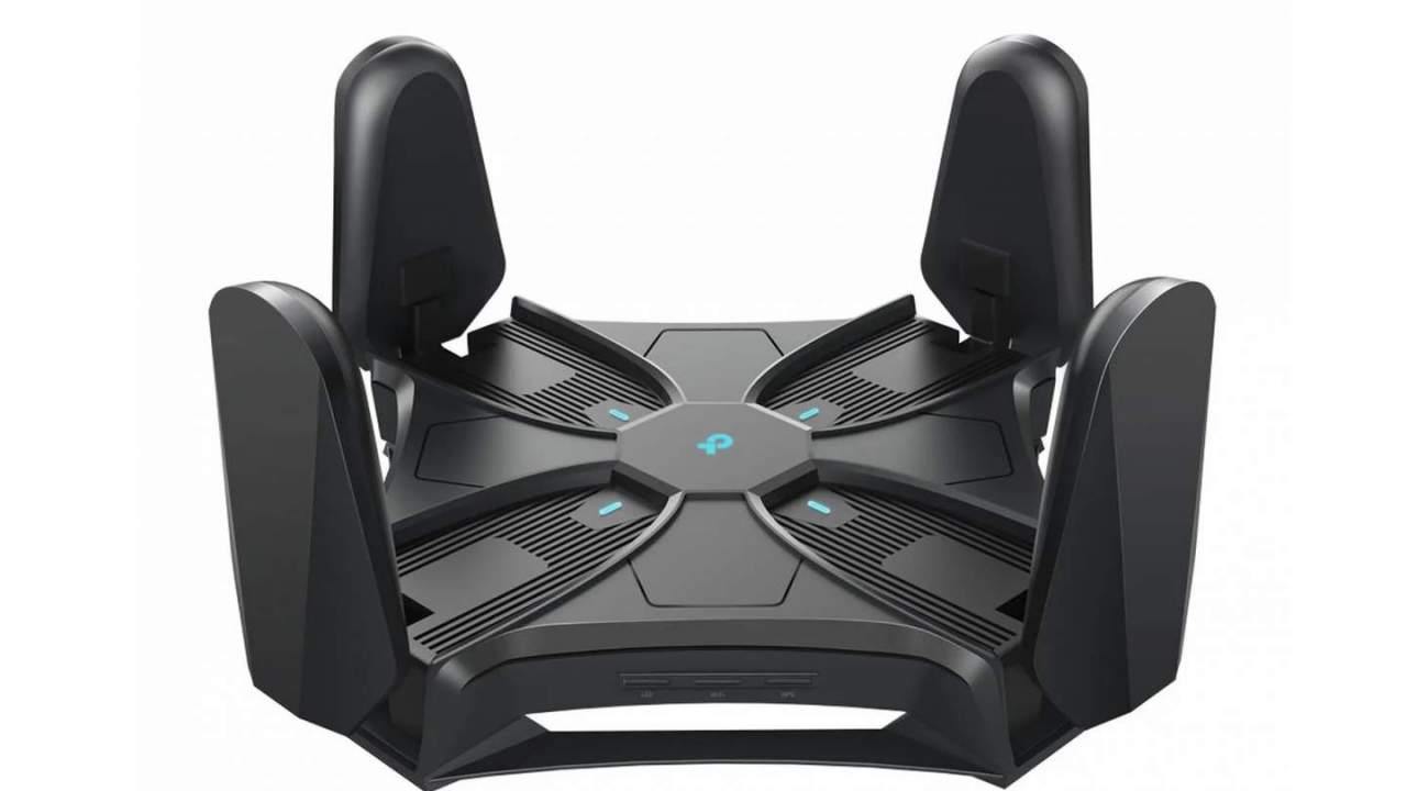 TP-LINK’s router robotically rotates its antennas for an optimal signal