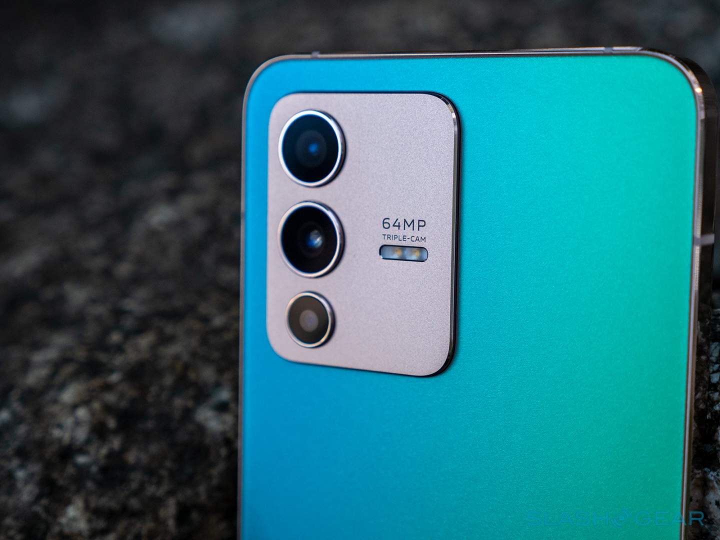 vivo V23 5G in for review - news